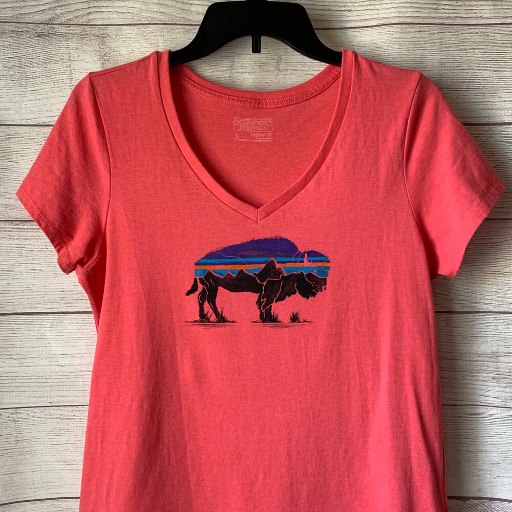 Patagonia Coral V-Neck Tee with Blue and Black Buffalo Graphic - Picture 3 of 10